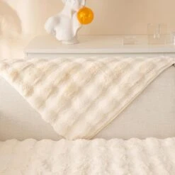 Protège Canapé En Peluche Beige -Housse Moderne couvre canape beige housse moderne 12