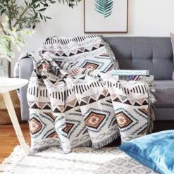 Jeté De Canapé Raissa -Housse Moderne jete de canape dangle housse moderne 5