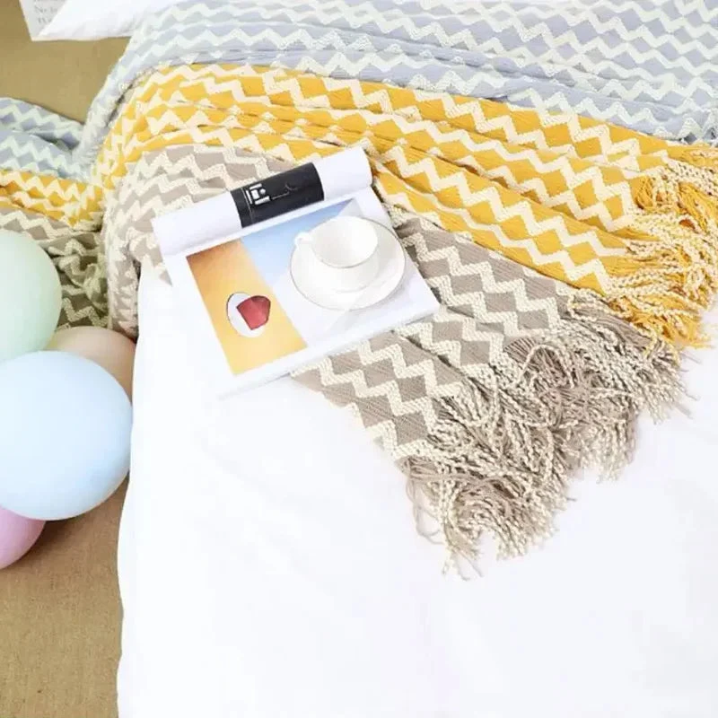 Plaid Jaune à Franges 4 Plaid Jaune à Franges – Image 4