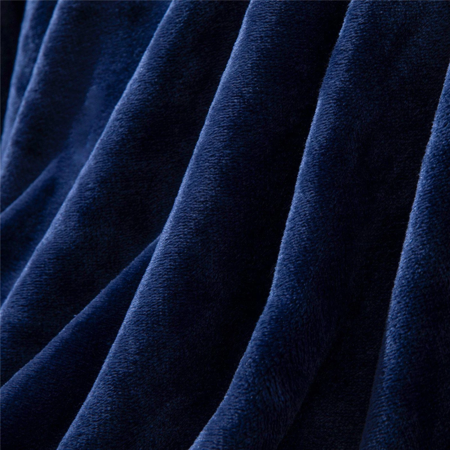 Plaid Canapé En Flanelle Bleu à Pompons 4 Plaid Canapé En Flanelle Bleu à Pompons – Image 4