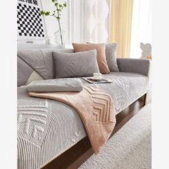 Protège Canapé Milo Gris Clair -Housse Moderne protege tete pour canape housse moderne 1